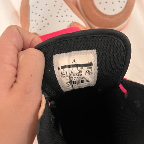 Nike Air Jordan 1 Mid SE 'Crimson Tint' - 6.5Y / 6.5M / 8W / EU39 - Picture 8 of 8